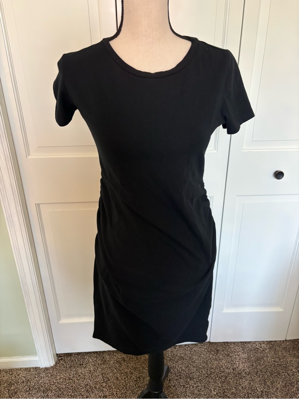 Old Navy Black Maternity Dress Size M
